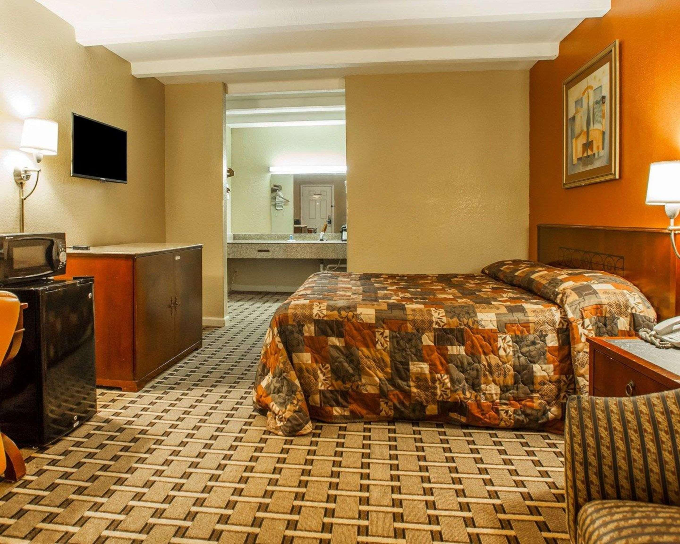 Rodeway Inn Nashville Airport Exterior foto